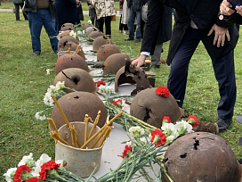 Мемориальный комплекс на Богородицком поле. Акция Памяти погибших в Вяземском «котле»