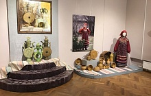 Выставка «Мы из Скопина. Керамика, живопись Татьяны Лощининой,  Дарьи Катуниной, Эдуарда Лысенко»